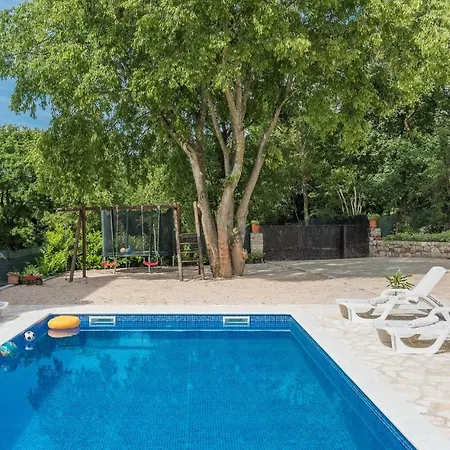 Сasa de vacaciones Ferienhaus Alejna