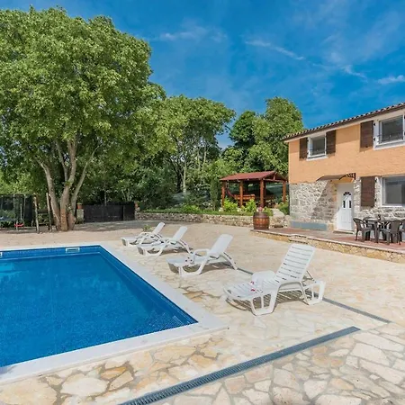 Ferienhaus Alejna Holiday home