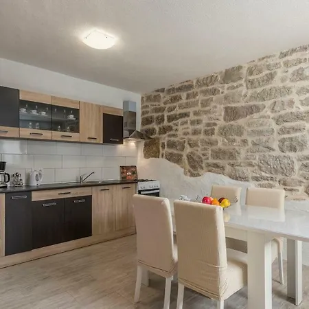 Ferienhaus Alejna *